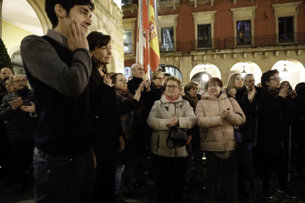 Así fue la despedida de los gijoneses de quien fuer alcalde de la ciudad