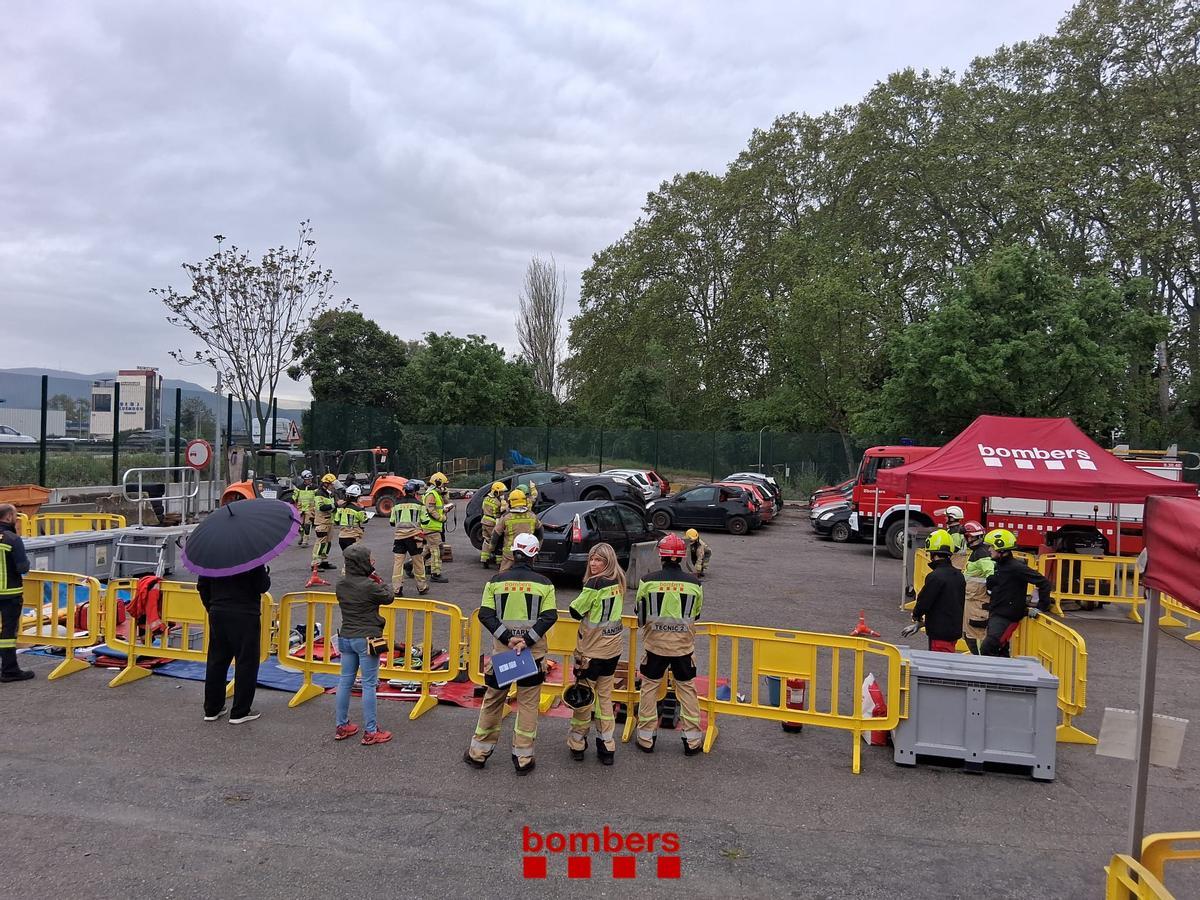 Un moment del XXI Concurs de Rescat en Accidents de Trànsit dels Bombers.