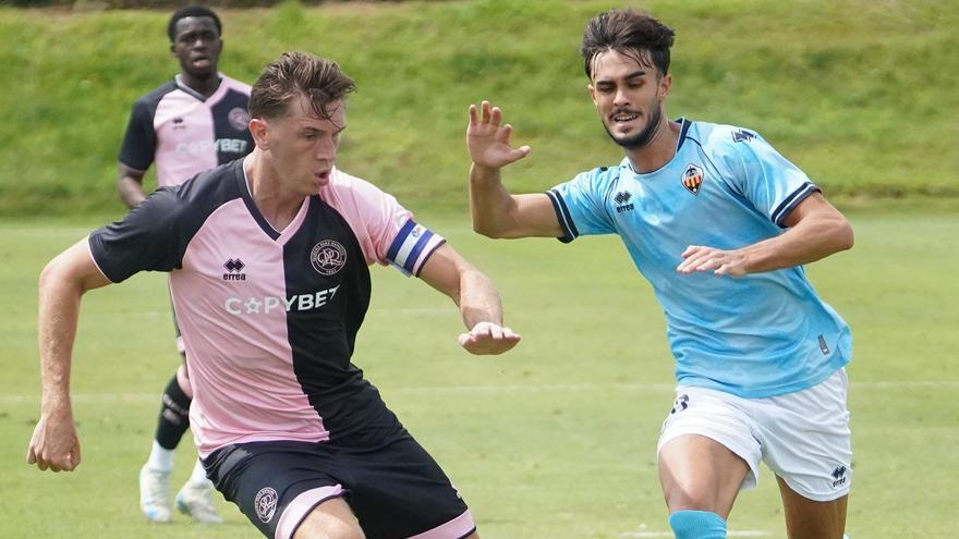 Lucas Alcázar: «Veía partidos del Castellón por la televisión y me divertían mucho»