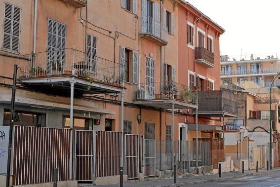 Die Avinguda Joan Miró ist die Schlagader im Westen der Inselhauptstadt. MZ-Fotografi n Nele Bendgens ist sie einmal abgelaufen, von der Hausnummer 1 in Son Armadams bis zum Einkaufszentrum Porto Pi.
