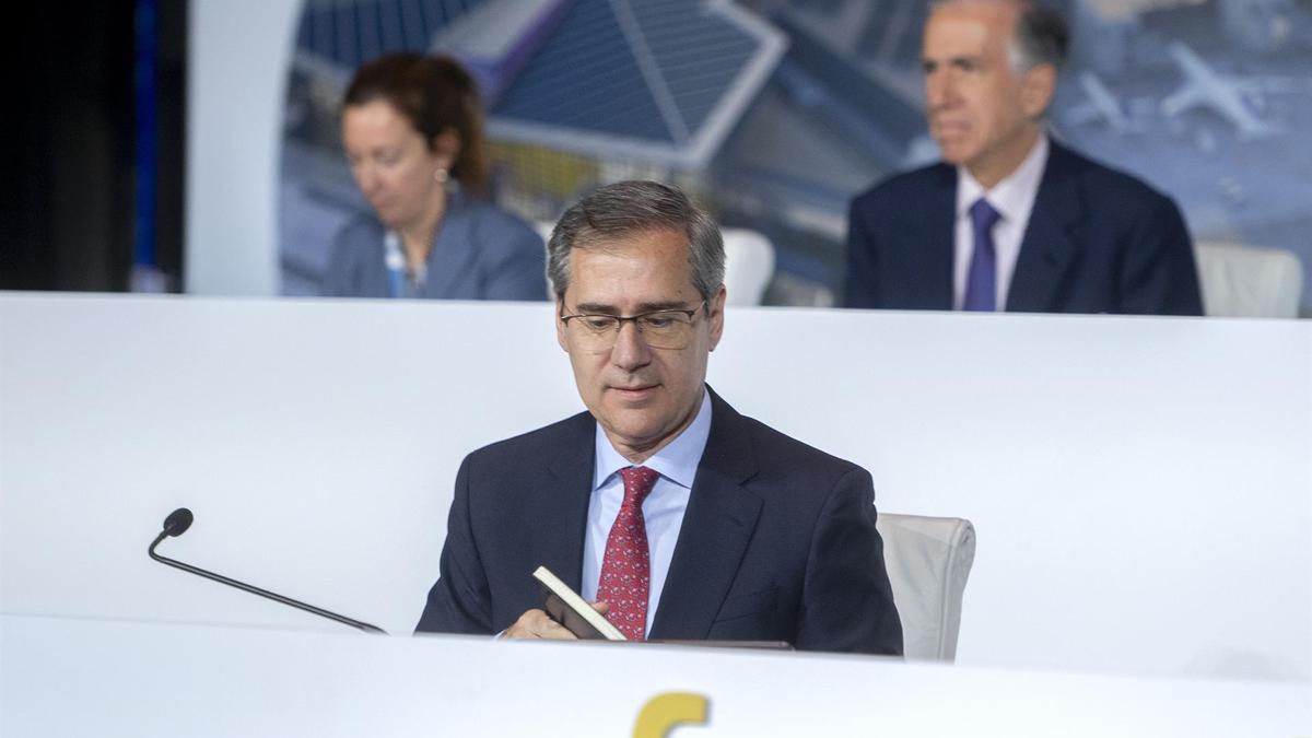 El consejero delegado de Ferrovial, Ignacio Madridejos, durante la Junta General Ordinaria de Accionistas de Ferrovial, en el auditorio ONCE, a 13 de abril de 2023, en Madrid (España).