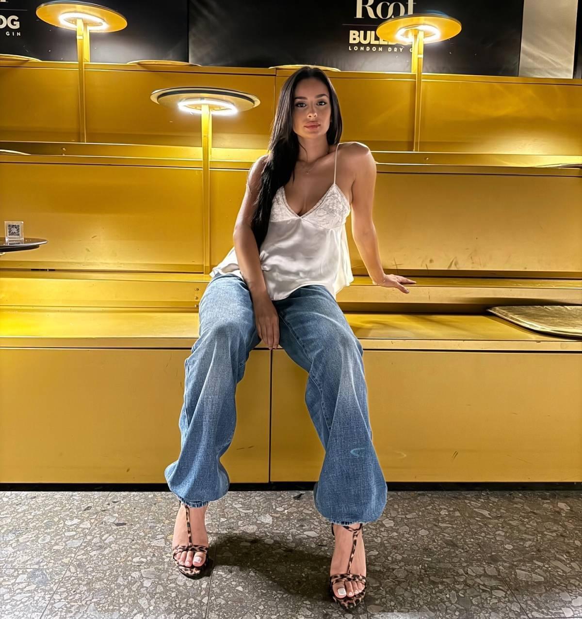 Jasmine Hafez La Nueva Ilusi n Amorosa De Ferran Torres Italiana 
