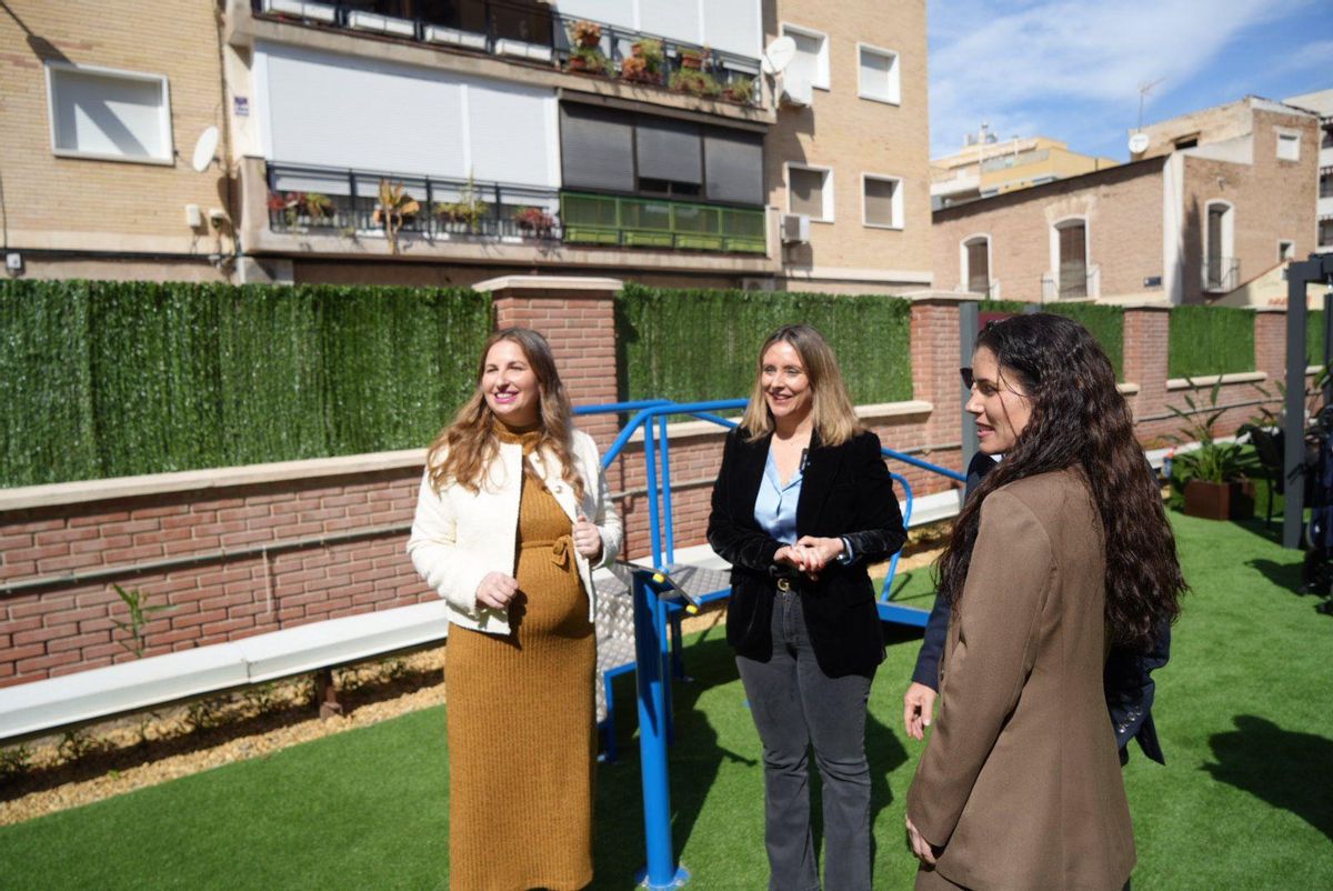 Visita institucional de la Consejera Conchita Ruiz a la Residencia HLA Belén.