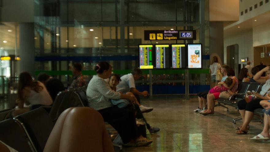 Uno de cada diez turistas tiene sexo en el aeropuerto