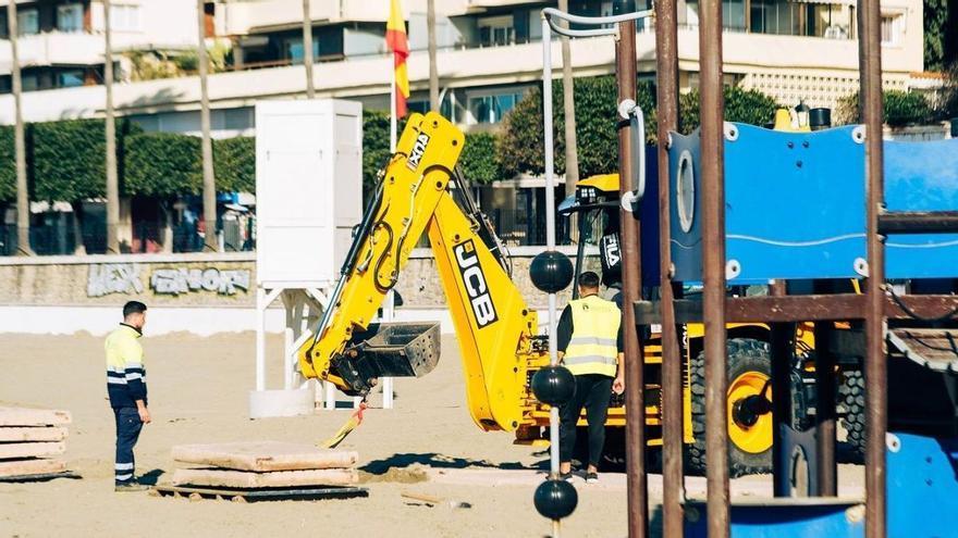 Renuevan las pasarelas de las playas de Marbella de cara a la temporada estival