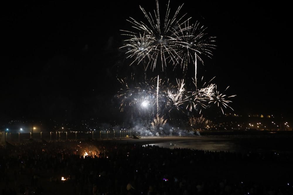 Asturias se quema en la noche de San Xuan