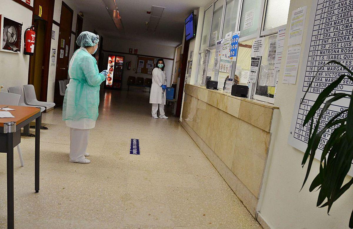 El centro de Moaña tendrá más horario médico, otro administrativo, farmacéutica y dos líneas de teléfono