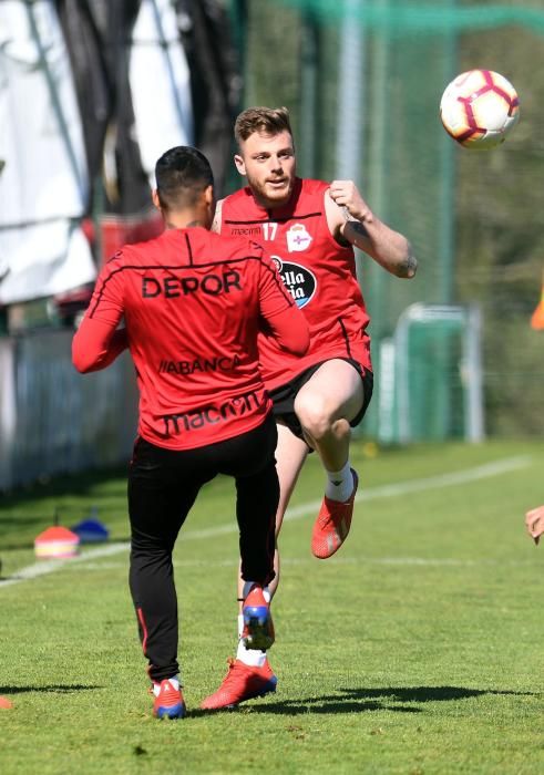 El Dépor prepara el partido de Oviedo