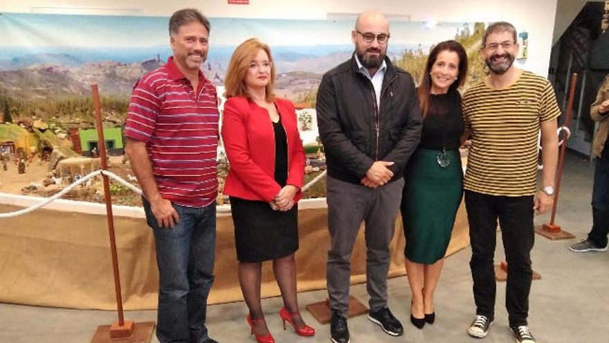 Miguel Ángel Rodríguez, Encarna Galván, Aridany Romero, María del Pino Marrero y Santiago Santana.