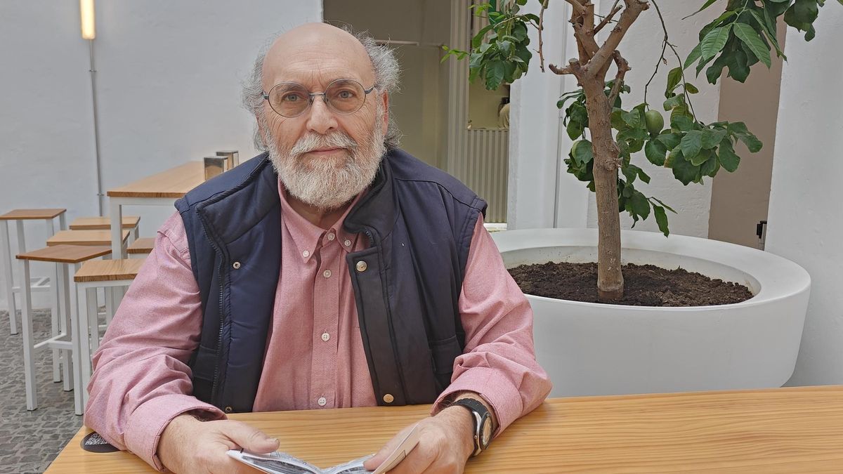 El periodista y escritor Fernando León Reja.