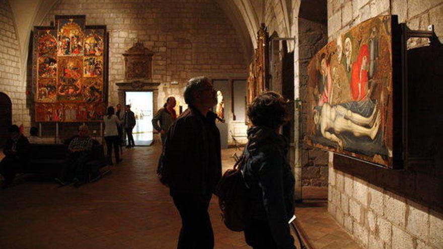 Visitants al Museu d&#039;Art de Girona.