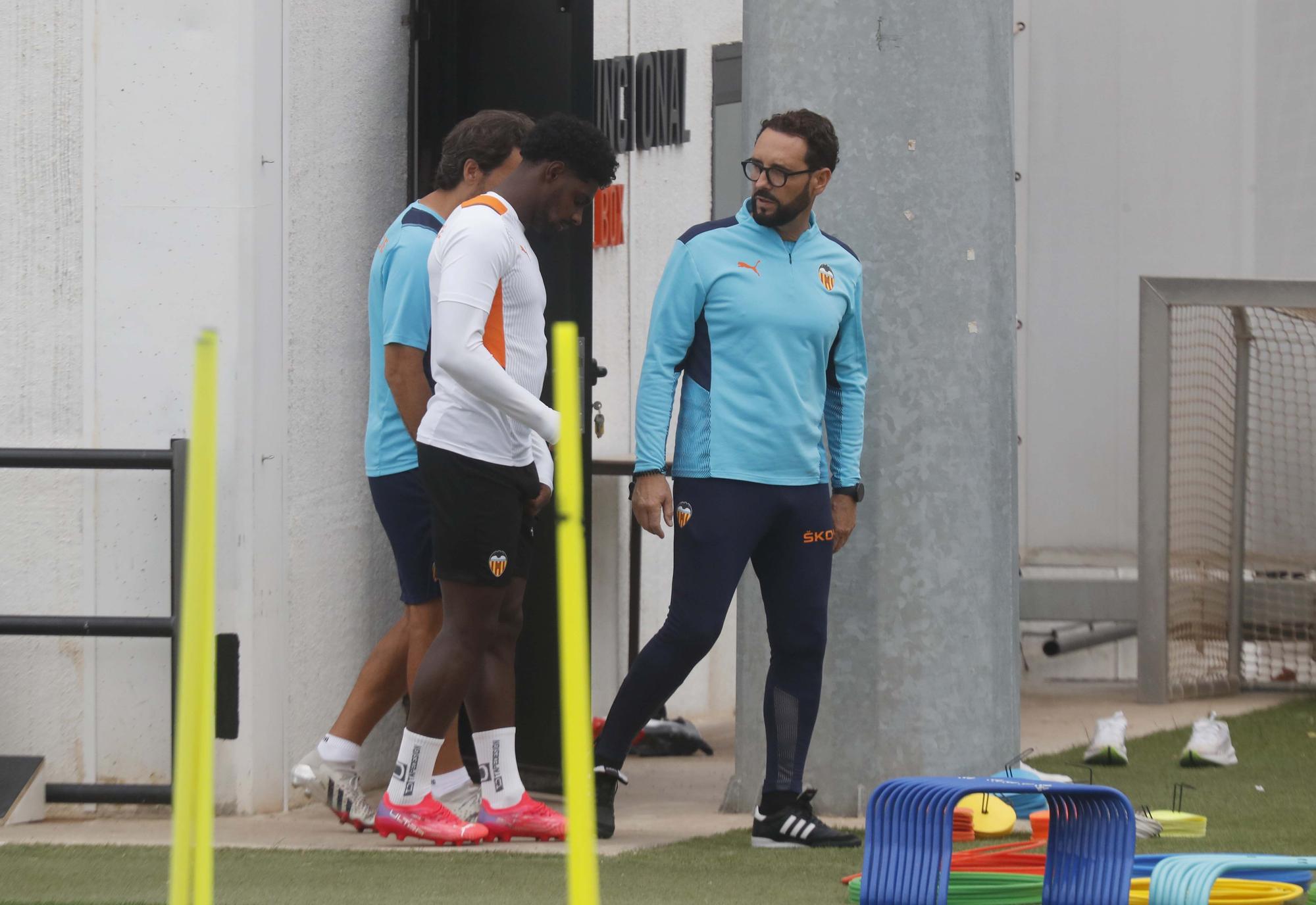 Entrenamiento del Valencia antes del encuentro frente al Mallorca