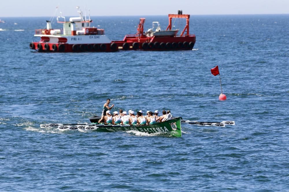 El equipo local se hace con la victoria en la Bandera Concello de Vigo. Ares y Puebla acechan el liderato de Samertolaméu en un día de locos con viento cambiante.