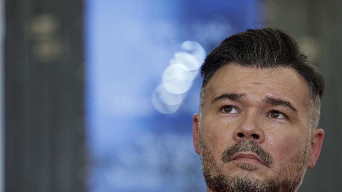 Rufián reclama un frente de izquierdas ante PP y Vox: "Lo que viene no se para con siglas"