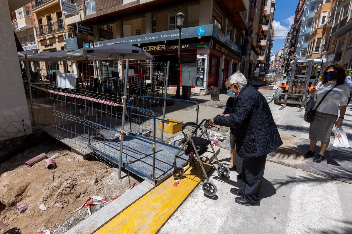 Obras en el centro comercial de la ciudad de Alicante