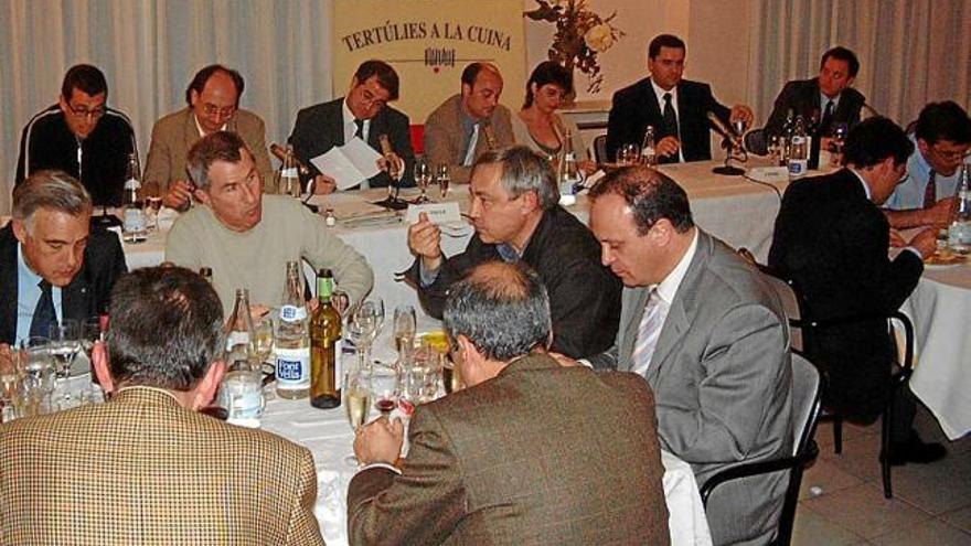 Dinar amb els alcaldables a les eleccions municipals del 2003