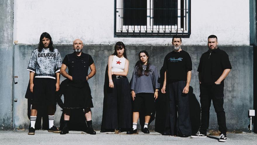 Loita Amada, ao completo. | L.A.