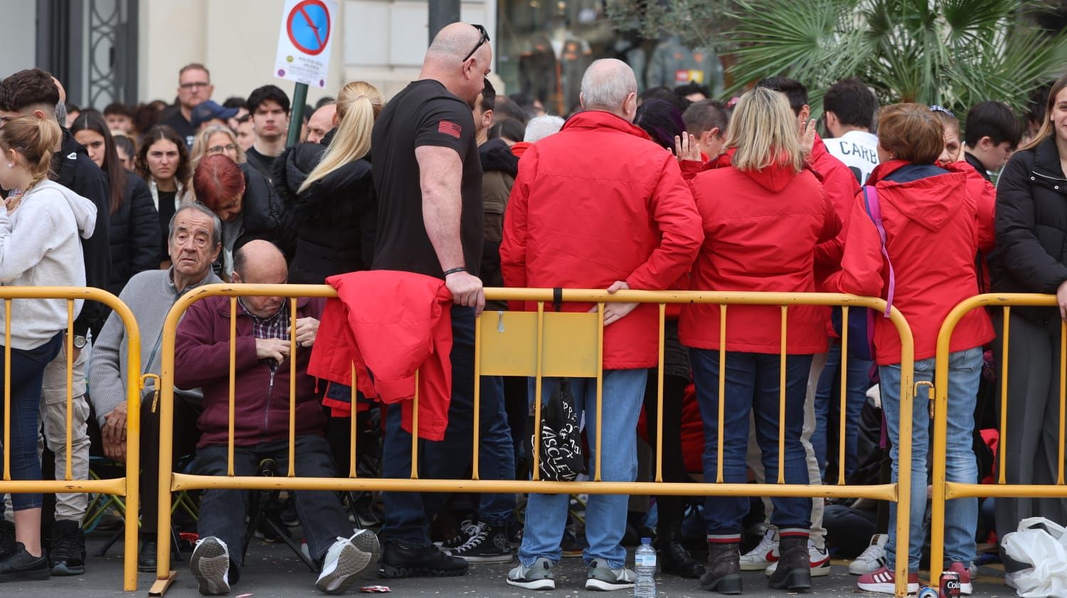 Búscate en la mascletà del 2 de marzo