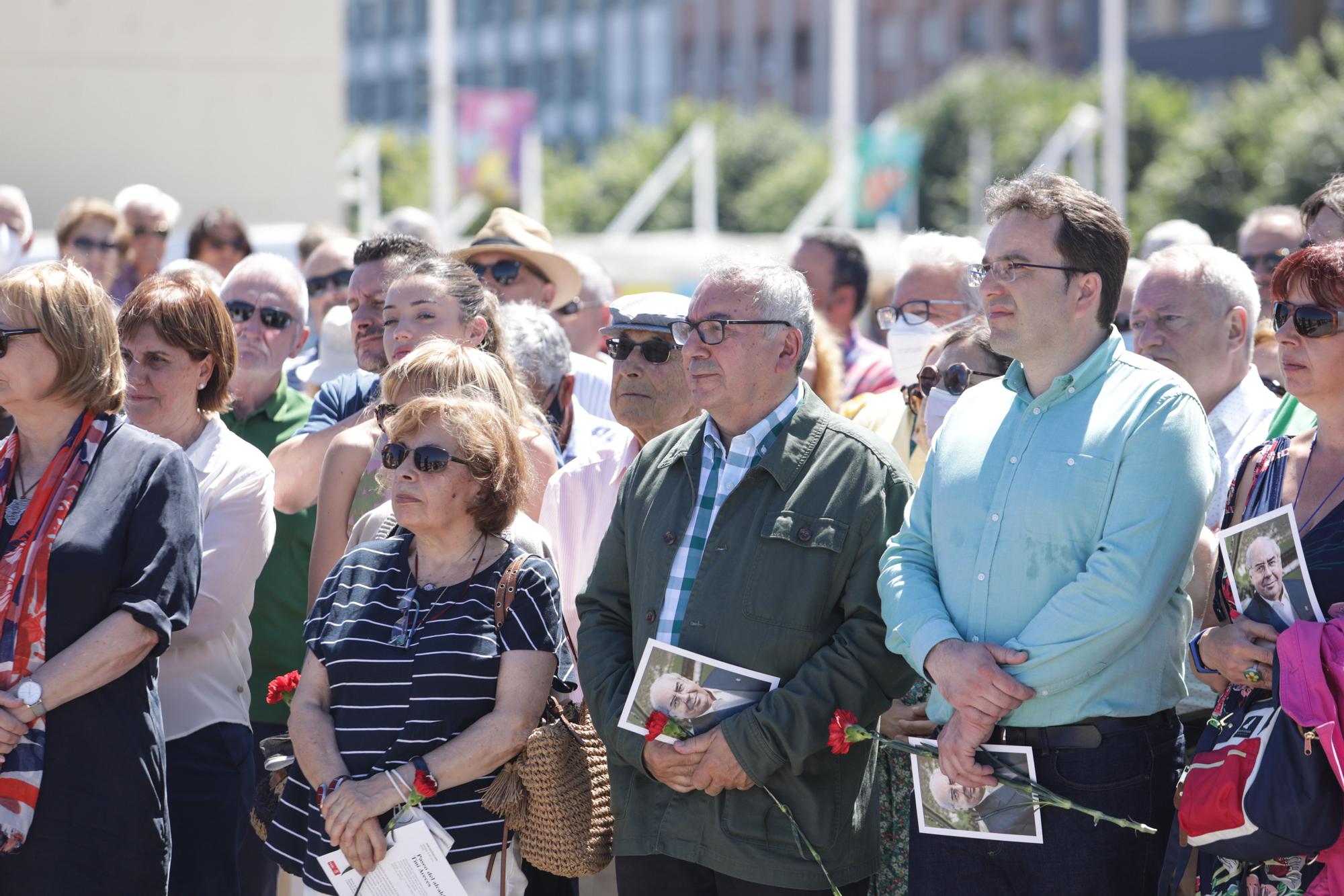 En imágenes: así fue el homenaje a Areces en Gijón