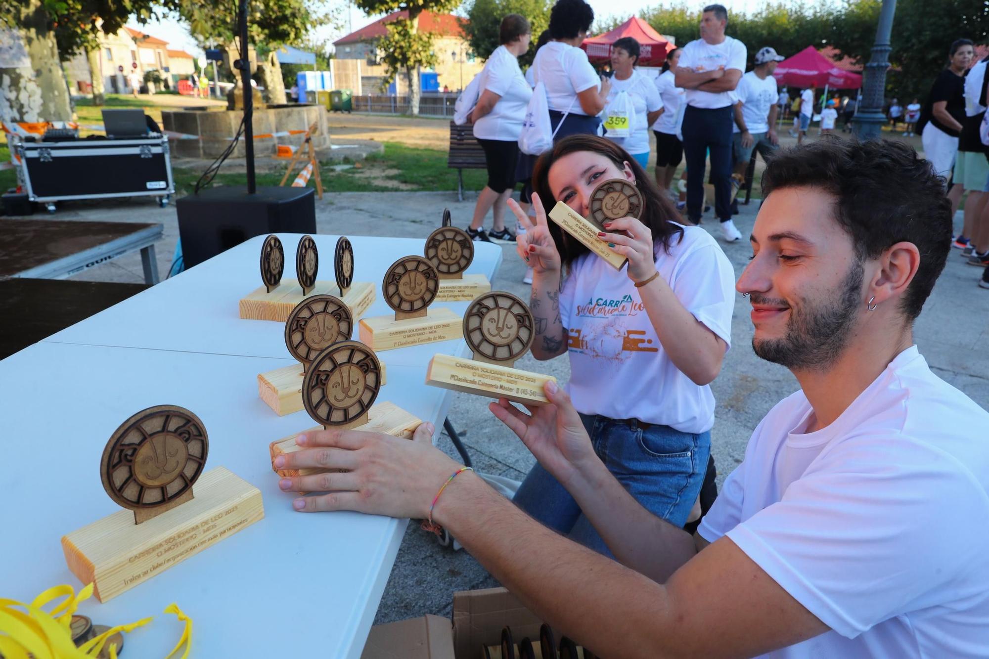 Asistentes a la "I Carrera Solidaria de Leo", con la que recordar al bebé de Meis fallecido hace casi un año y dar visibilidad a las enfermedades raras.