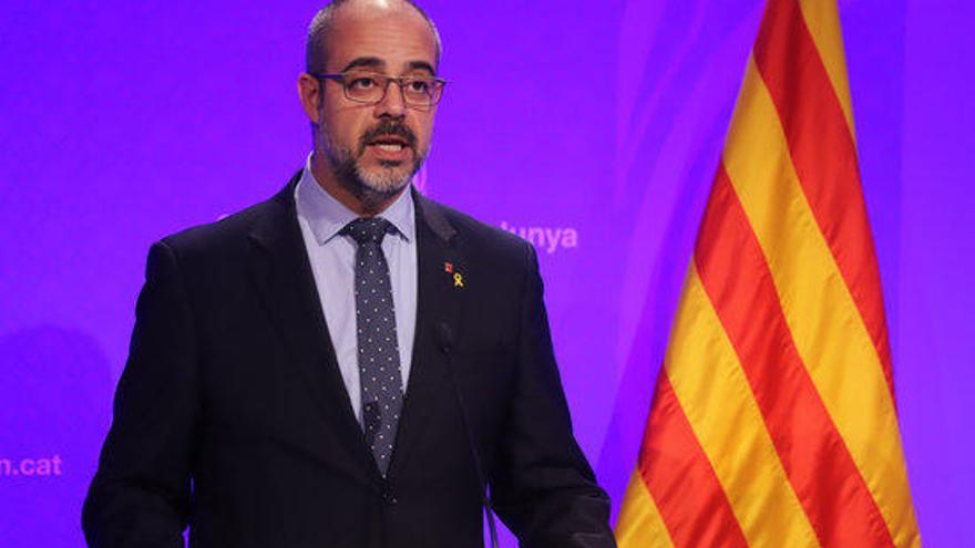 El conseller de l&#039;Interior, Miquel Buch, en roda de premsa al Palau de la Generalitat.