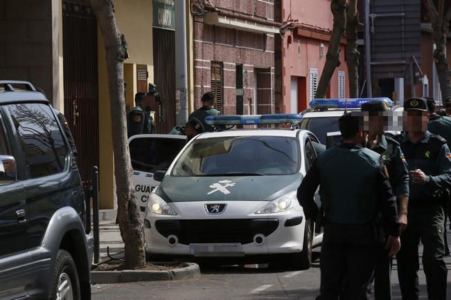 Delia Padrón suceso en Güimar , hombre con bombona y gasolina entra en un bar