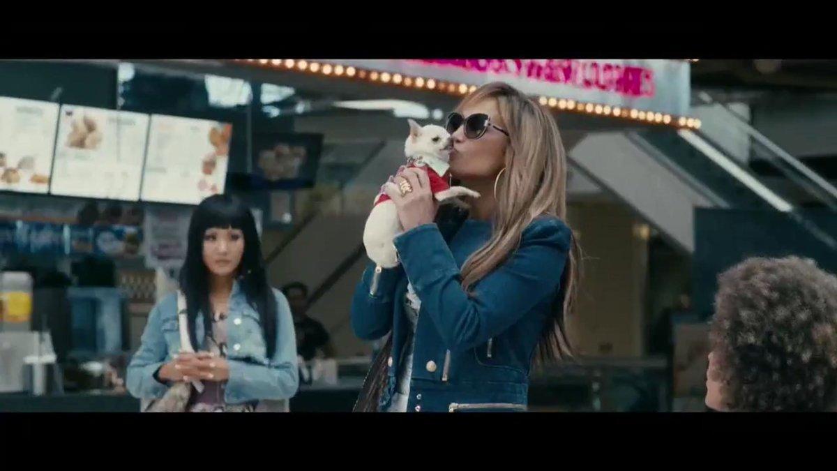 Jennifer Lopez, en el papel de Ramona, en la película 'Estafadoras de Hollywood'.