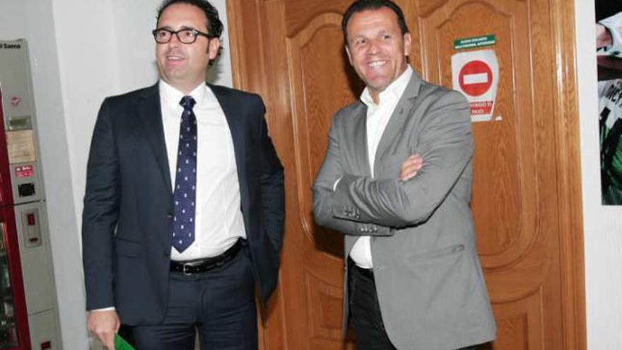 José Bordalás y Francisco Martínez, en las oficinas del estadio Martínez Valero.