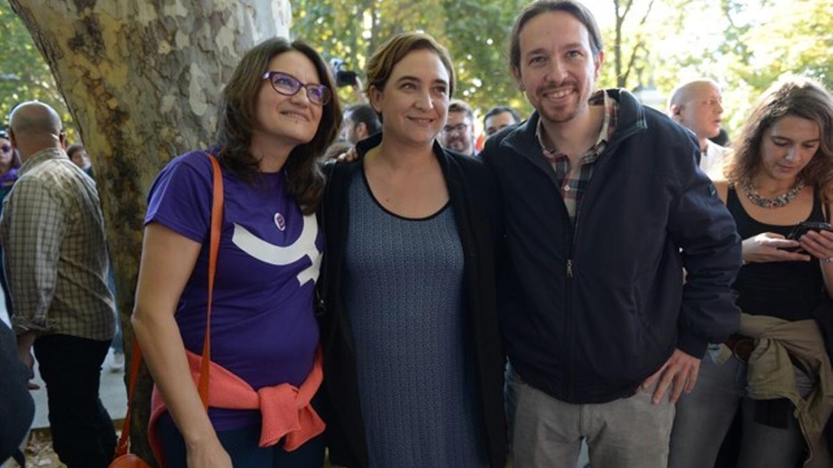 Mònica Oltra, Ada Colau y Pablo Iglesias, en la marcha de Madrid contra la violencia machista.