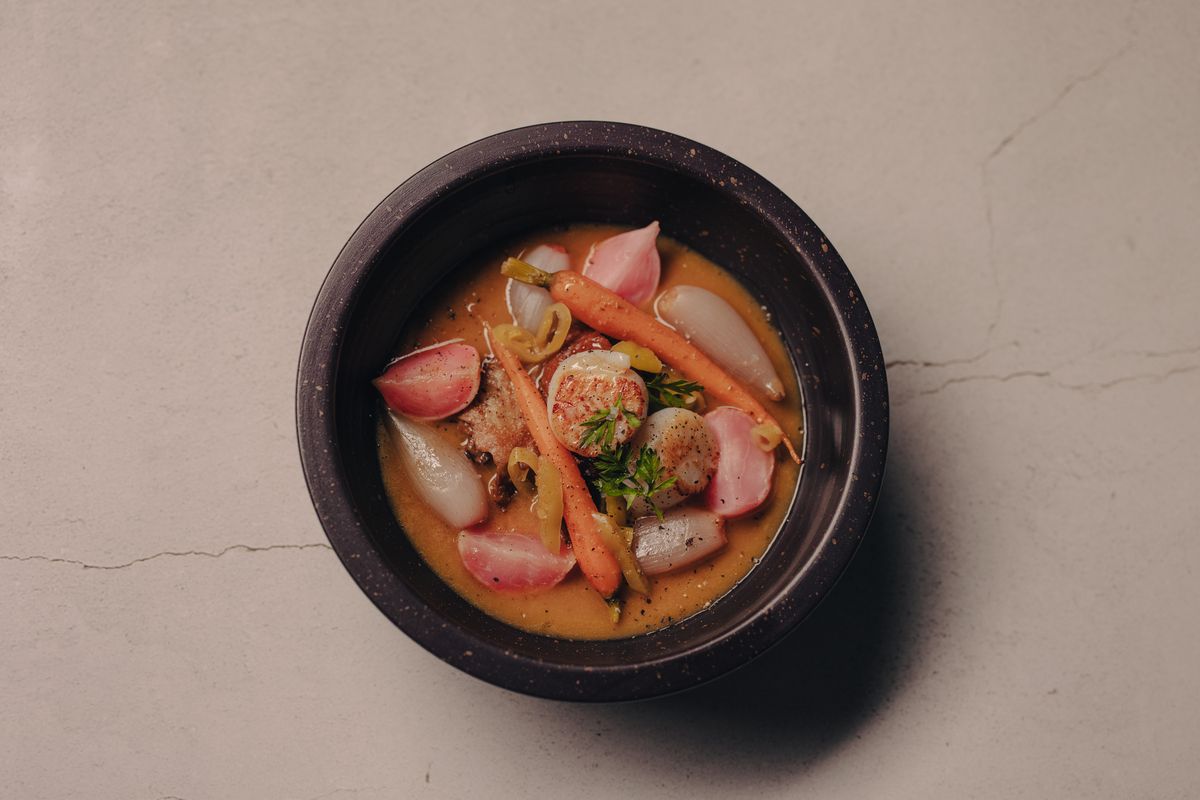 Así es y esto se come en el restaurante Open de Alicante