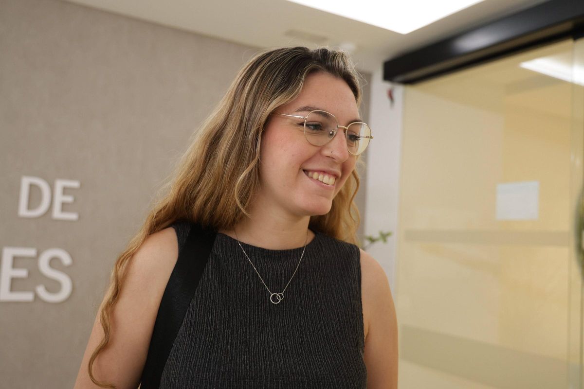 Silvia María Pérez en el acto de bienvenida de los MIR en Cáceres