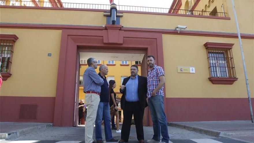 Unidad sindical y protestas para pedir la reforma de la comisaría