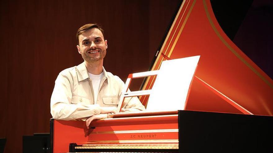 Pablo García-López, tenor