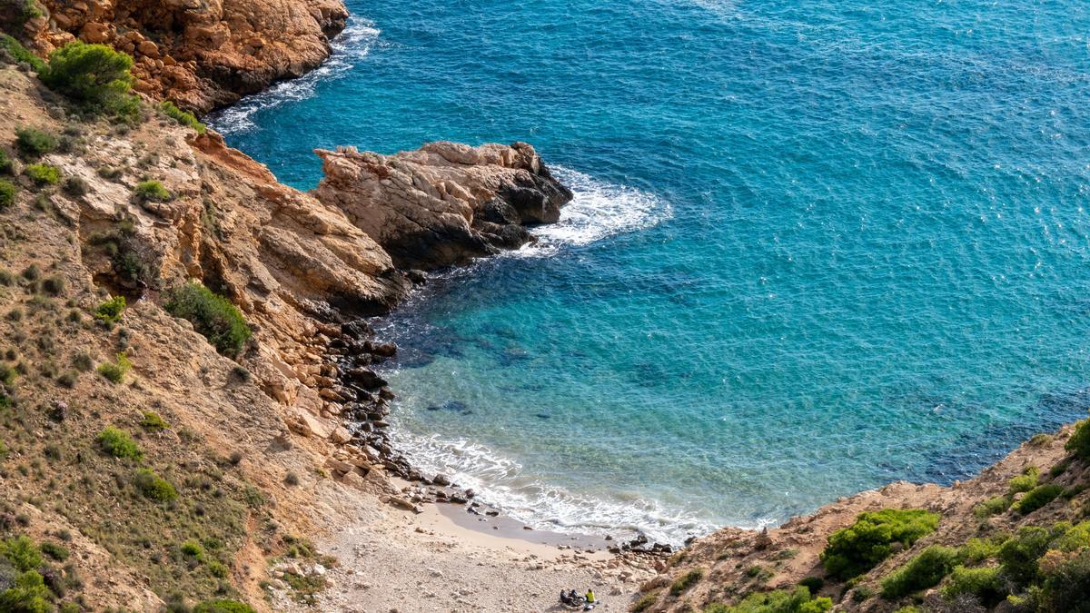 Cala del tío Ximo, un paraíso naturista de aguas cristalinas junto a Benidorm