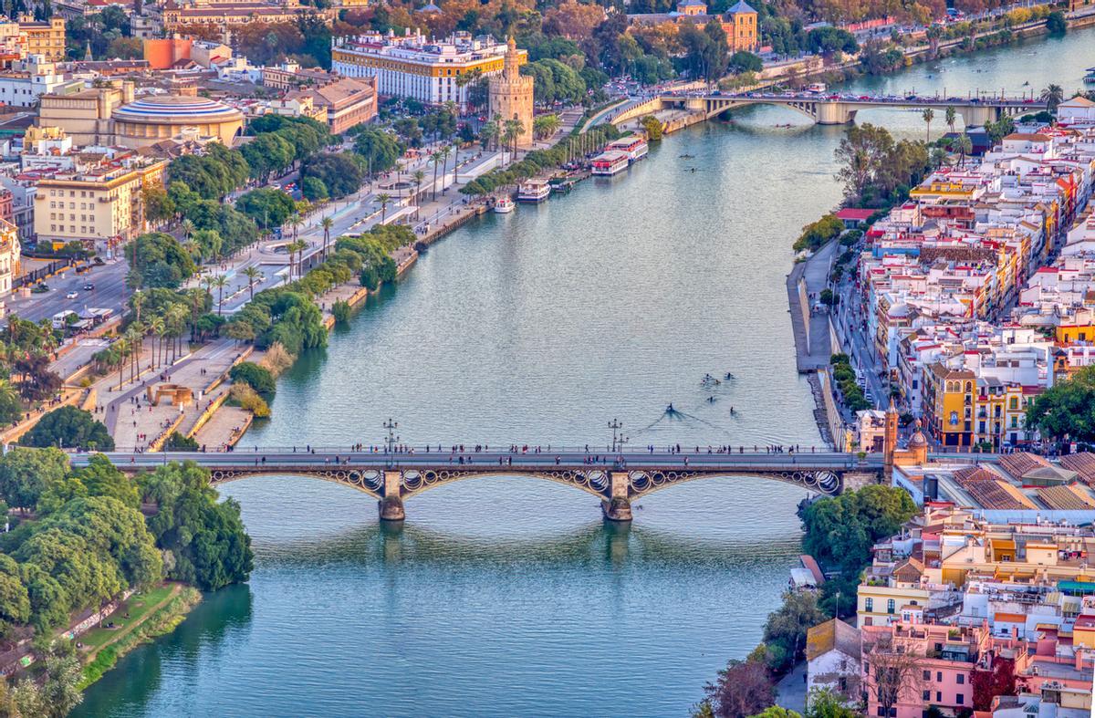 Este famoso barrio de Sevilla es el refugio perfecto de Los Morancos.
