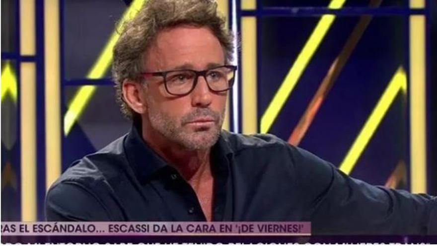 Una concursante de &quot;Supervivientes&quot; revela la verdadera cara de Álvaro Muñoz Escassi: &quot;A su manera&quot;