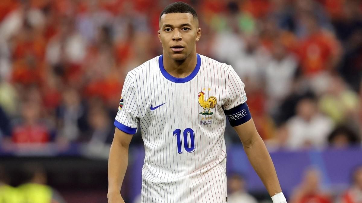 Mbappé... ¡En español! España juega muy bien