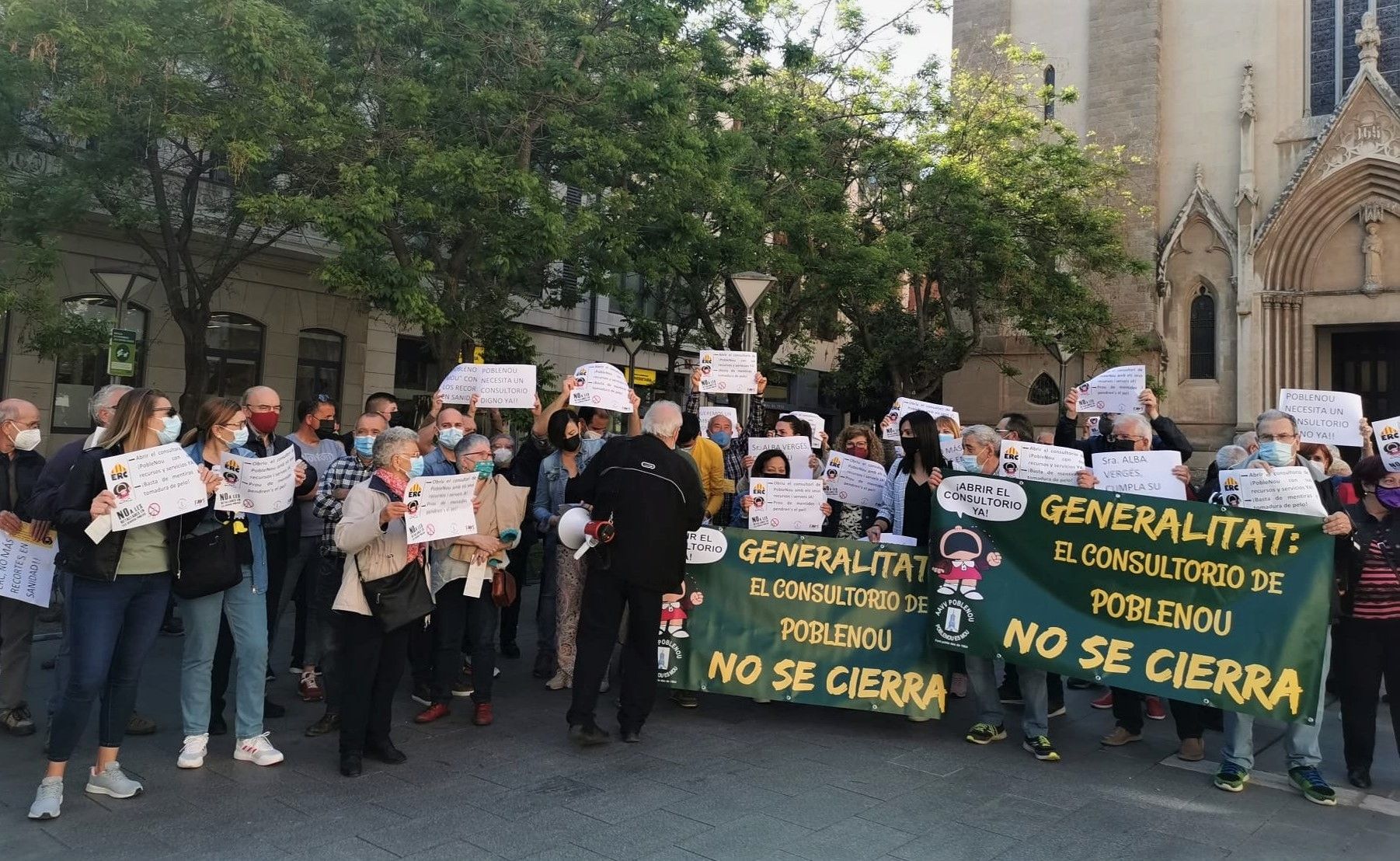 Protesta de los vecinos del barrio del Poblenou de Sabadell el 5 de mayo de 2021.