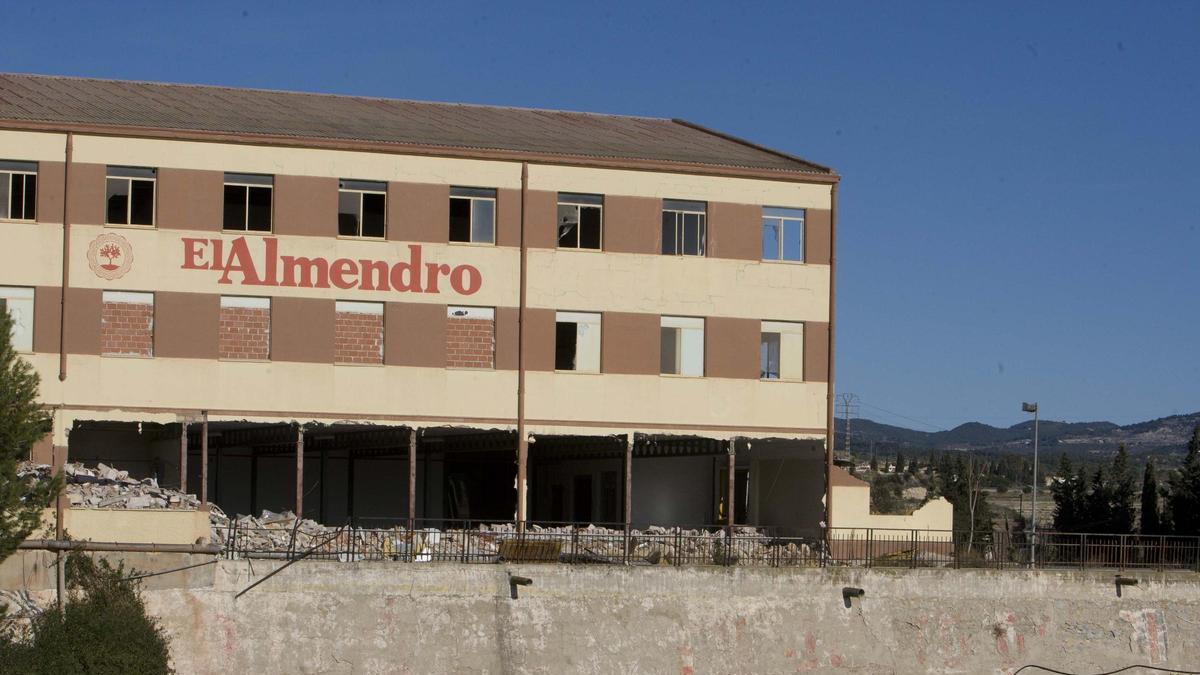 EL ALMENDRO | Xixona recupera el terreno de la antigua fábrica de turrones