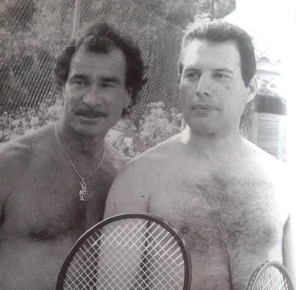 Tony Pikes y Freddie Mercury