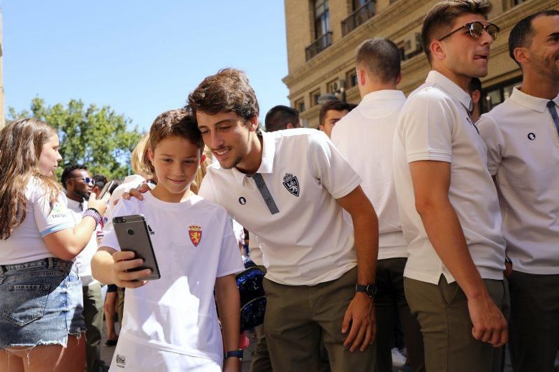 El Real Zaragoza en la Basílica del Pilar y en el Ayuntamiento de Zaragoza