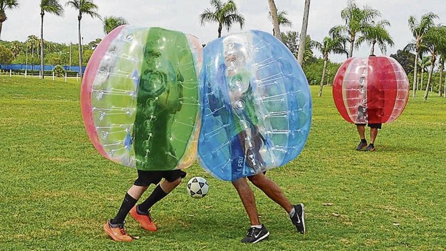Grovesán organiza un torneo de fútbol burbuja