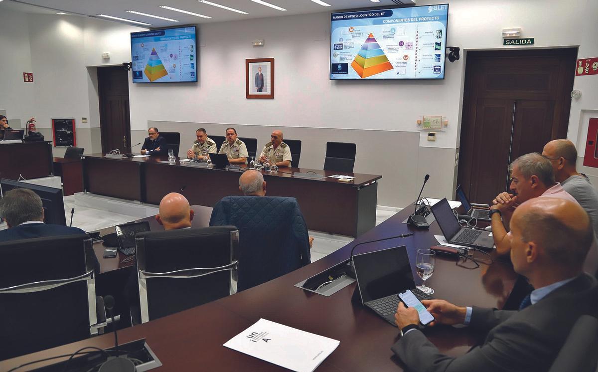 Un momento de las jornadas organizadas por la UNIA en la UCO sobre ‘Nuevos desafíos tecnológicos en el ámbito de la Defensa’.