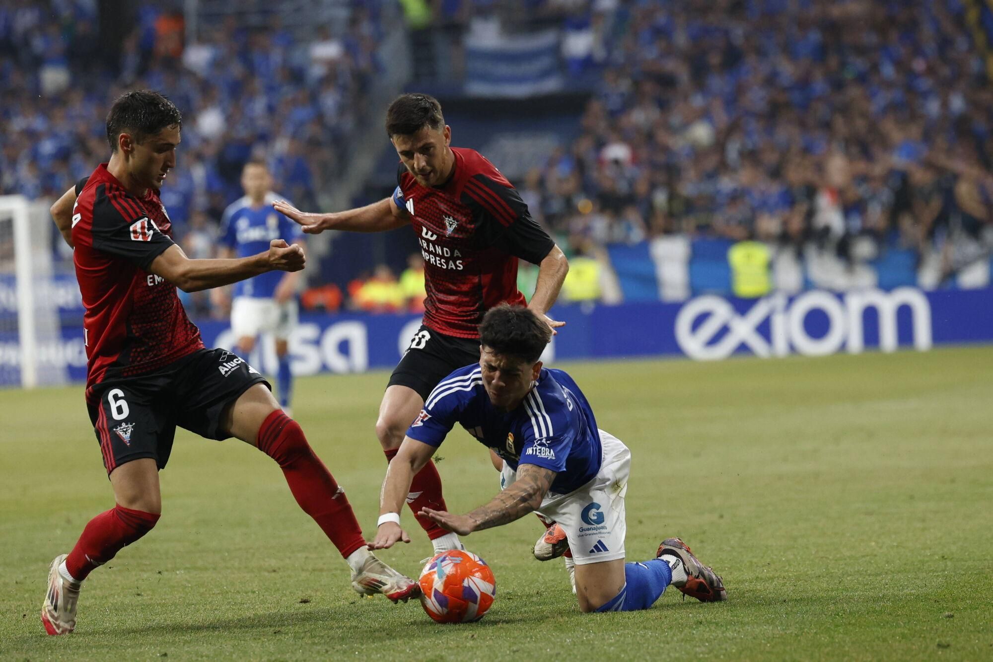 Así se vivió en el Carlos Tartiere la final del play-off entre el Real Oviedo y el Mirandés