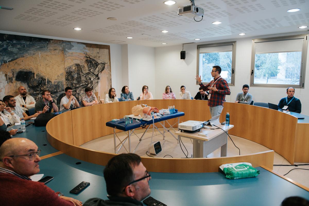 III Congreso Nacional de Fisioterapia en Unidades de Cuidados Intensivos. |