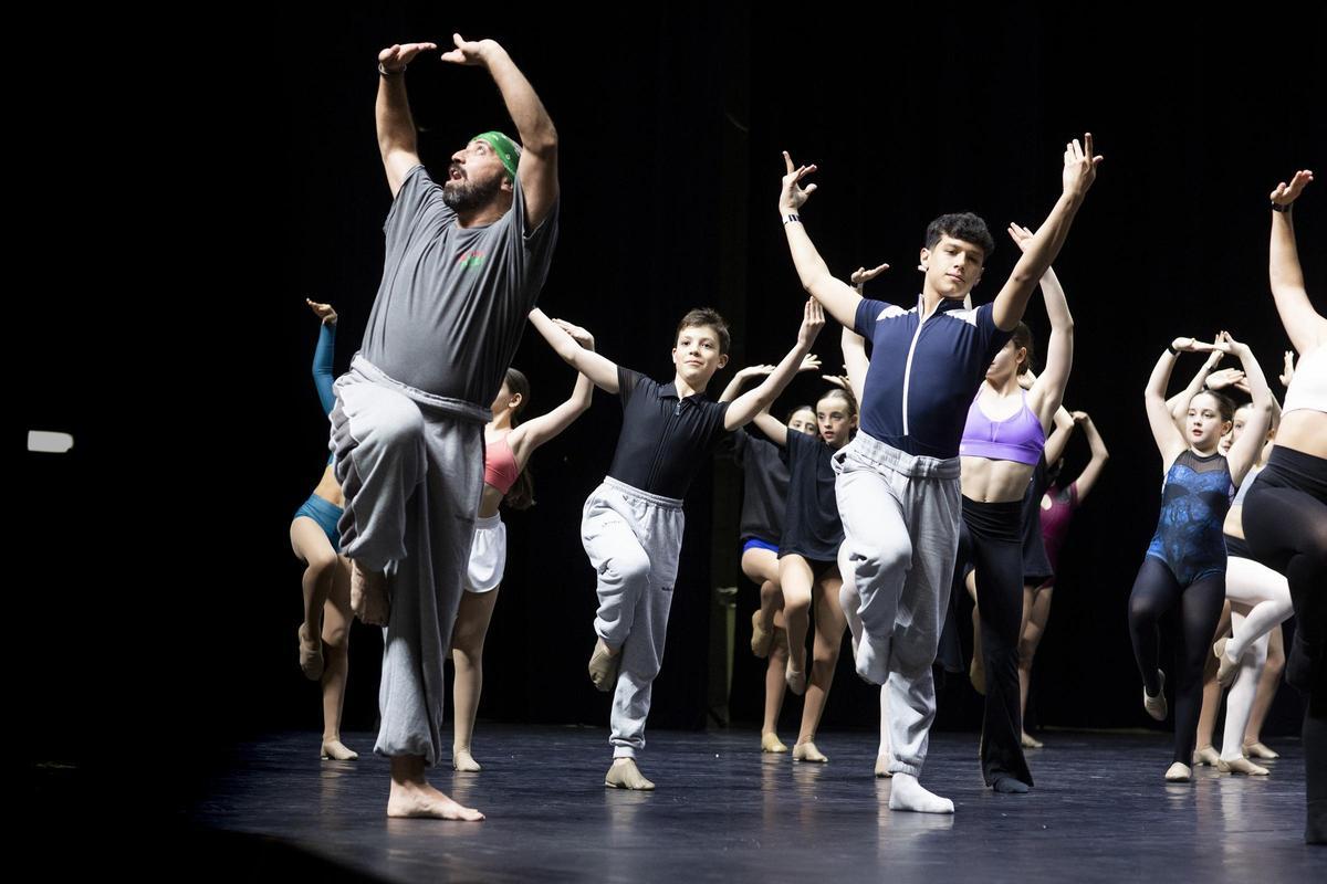 Yago Bernardi, junto a Toni Espinosa, en la master class de Vigo Porté 2024.