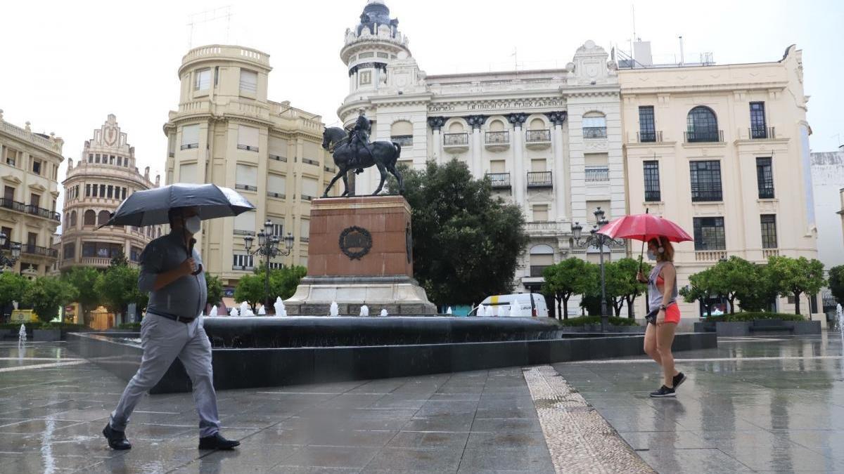 El tiempo en Córdoba: lluvia, tormenta eléctrica y menos calor por la tarde