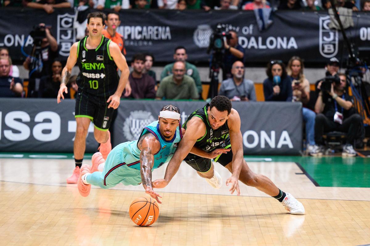 Robinson, ante la Penya