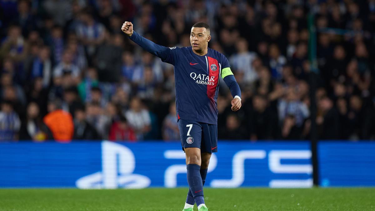 “Los problemas” de Mbappé: del pulso con el Real Madrid a la presión de los ultras del PSG