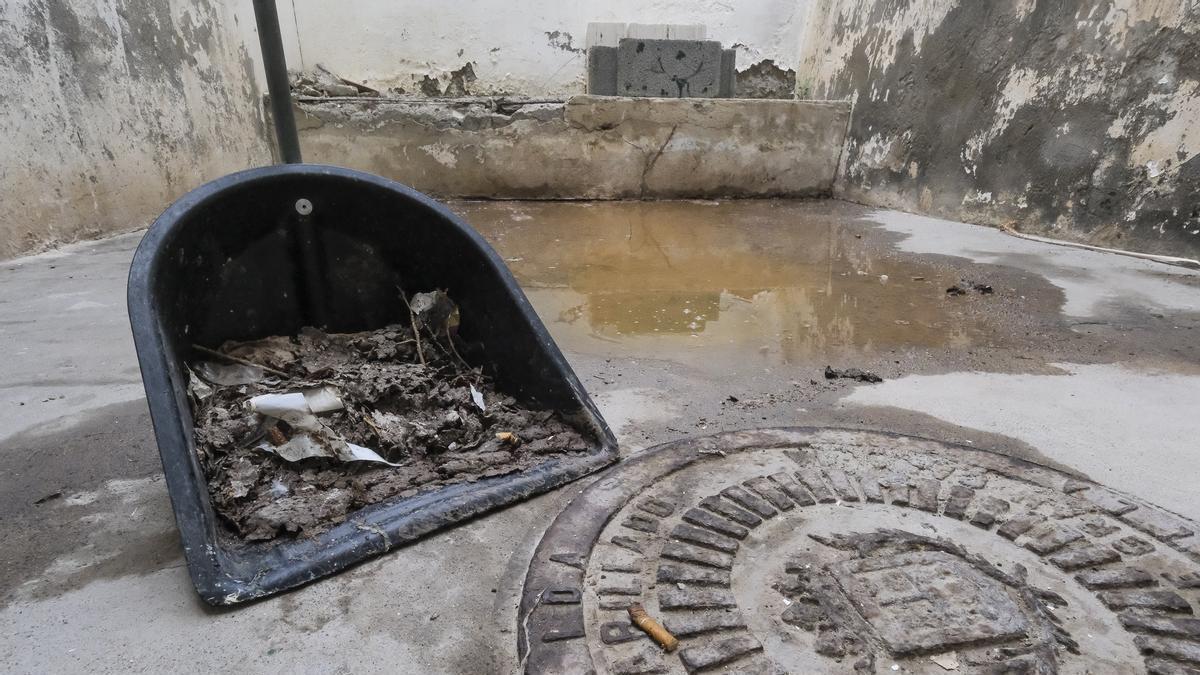 Problemas de filtraciones de aguas sucias en un edificio de San Francisco.